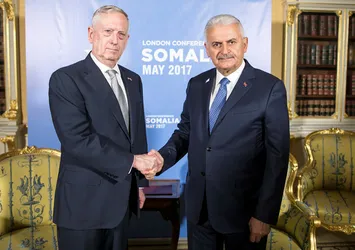 Mattis: PKK'ya hiçbir zaman silah vermedik