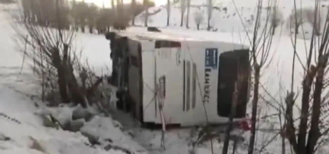 Son dakika: Sivas’ta yolcu otobüsü devrildi!