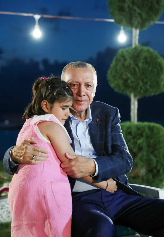 1655184468454.jpg Derin Aygen'den duygulandıran sözler! Başkan Erdoğan'ın verdiği cevabı anlattı - 1