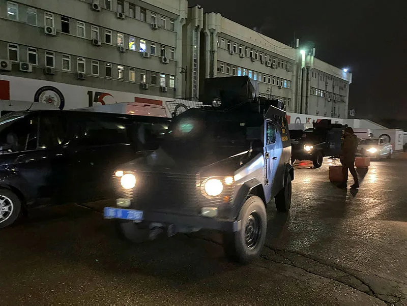 Son dakika: Ankara'da zehir tacirlerine şafak operasyonu: 8 gözaltı - 1