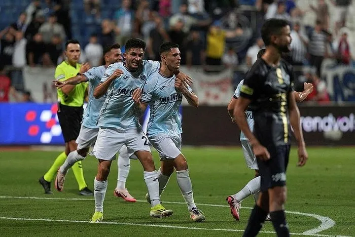 Manev, Adana Demirspor'a son saniyelerde 1 puanı getirdi