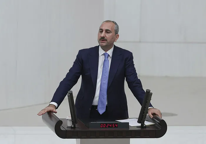 Son dakika: Adalet Bakanı Abdulhamit Gül açıkladı! "Tazminat hakkı" geliyor... - 2