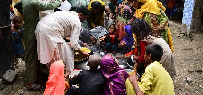 Pakistan kabusu yaşıyor! Ölü sayısı bini geçti! Muson yağmurları geride büyük bir yıkım bıraktı