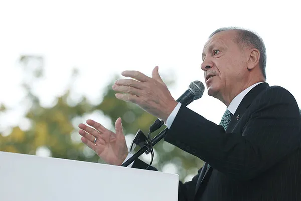 Son dakika: Başkan Erdoğan Özbekistan’da! Azerbaycan Cumhurbaşkanı Aliyev’le Semerkant’ta bir araya geldi