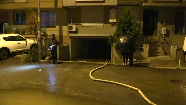 izmirde-saganak-nedeniyle-bazi-evleri-su-basti-1609815861215.jpg İzmir'de sağanak nedeniyle bazı evleri su bastı - 3