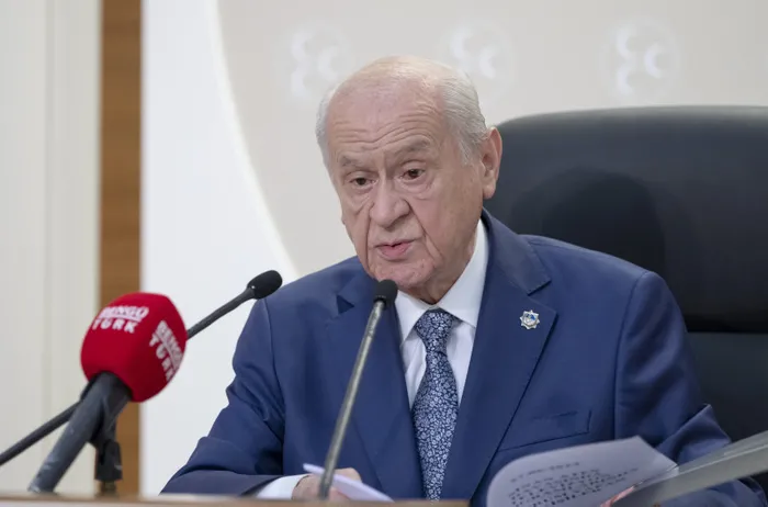 MHP lideri Devlet Bahçeli'den CHP ve Özgür Özel'e sert sözler: Bölücü ağızla konuşanların normalleşme çağrıları baldıran zehridir - 1