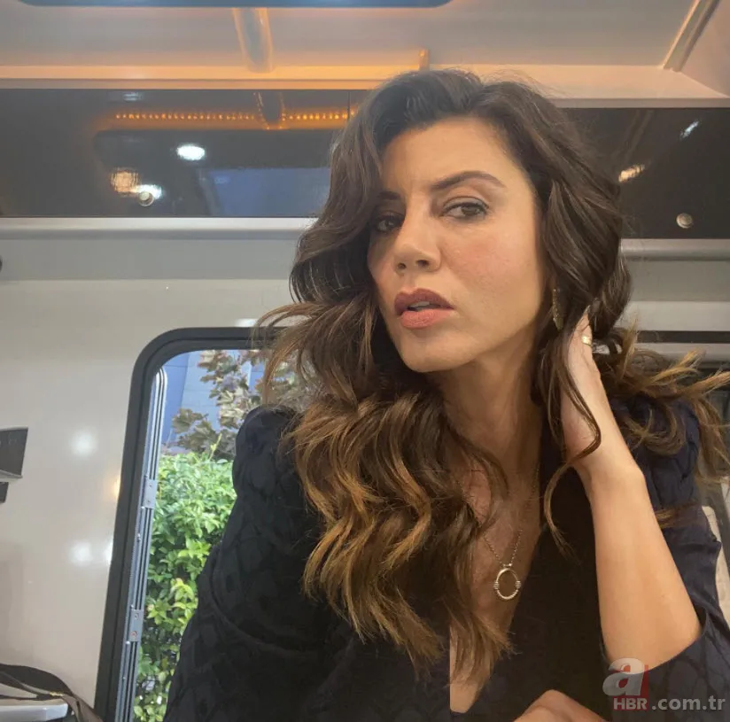 Gökçe Bahadır’ın annesini gören şaştı kaldı! Güzelliğiyle hayran bıraktı 2