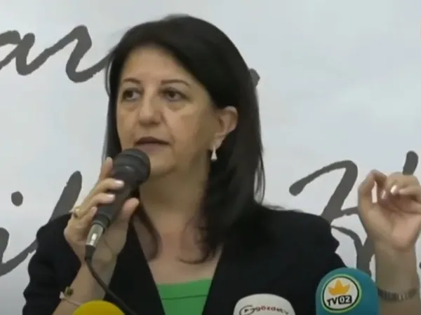iste-chpnin-ortagi-hdp-turkiyeyi-bolme-plani-yapip-yunanistana-arka-ciktilar-sozde-kurdistan-ittifaki-kuracakl-1664218398162.jpg İşte CHP'nin ortağı HDP! Türkiye'yi bölme planı yapıp Yunanistan'a arka çıktılar! Sözde 'Kürdistan ittifakı' kuracaklarmış! - 2