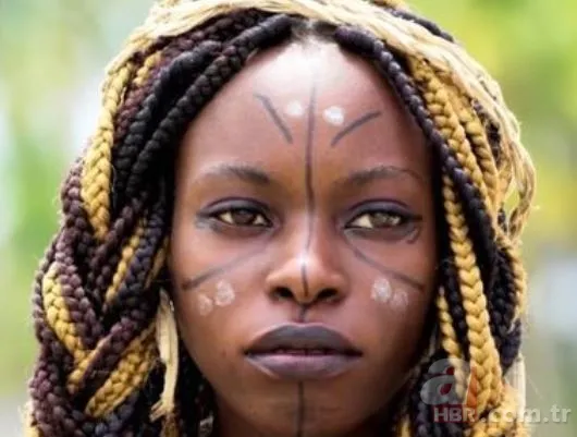 Dünyanın en ilginç kabilesi! Himba kabilesinin kadınları hamile kalmak için... 18