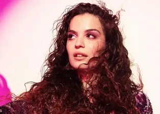 Aslı Bekiroğlu 7. ameliyat sonrası dışarı çıktı! Sizi Fıtık Faruk’la tanıştırmak istedim