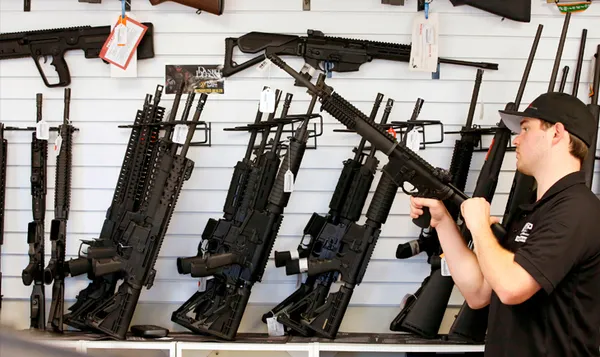 ABD’de korkutan rapor ortaya çıktı! Daha fazla silah satın alıyorlar