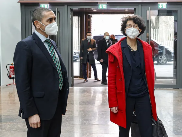 biontechin-kurucusu-prof-dr-ugur-sahin-tarih-verdi-mutasyon-ve-karantina-aciklamasi-1616318187424.jpg BioNTech'in kurucusu Prof. Dr. Uğur Şahin tarih verdi! Mutasyon ve karantina açıklaması - 3