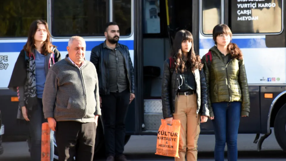 Türkiye'nin her köşesinde 1 dakikalık saygı duruşu