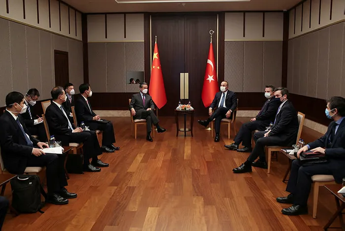 Son dakika: Dışişleri Bakanı Mevlüt Çavuşoğlu, Çinli mevkidaşı Yi ile görüştü - 1