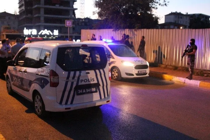İstanbul’da polise alçak saldırı!