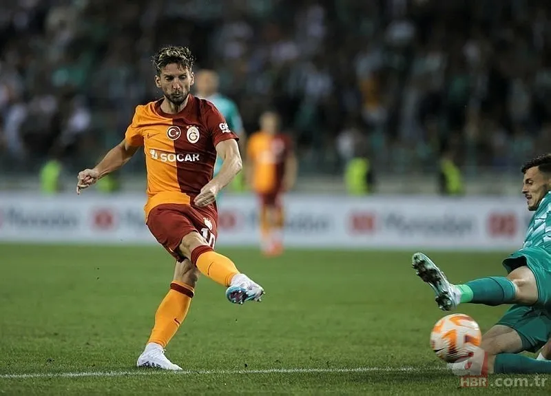 Galatasaray sahaya çıkıyor! Okan Buruk'tan orta sahada flaş tercih! İşte Molde-Galatasaray maçı muhtemel 11'leri... 16