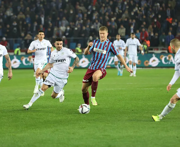trabzonspor-2-konyaspor-1-mac-sonucu-zirve-kapismasi-trabzonsporun-1644775865800.jpg Trabzonspor: 2 - Konyaspor: 1 MAÇ SONUCU | Zirve kapışması Trabzonspor'un - 3