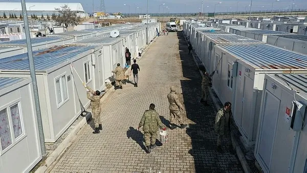 Deprem yardımları tepki çeken dev şirketlere önemli çağrı: 250 bin depremzede konutları için katkıda bulunun