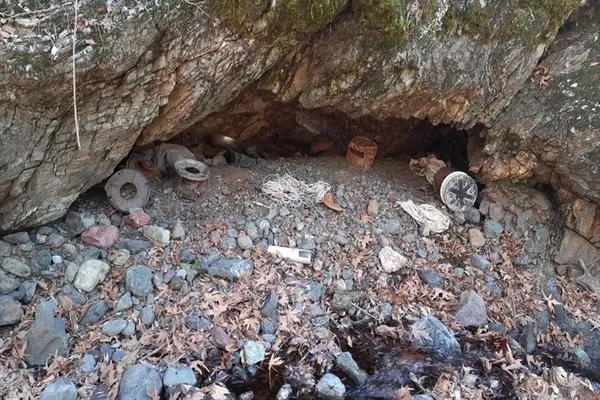 operasyonda-komandolara-eslik-etti-nehirden-gecemeyen-kopege-mehmetcikten-yardim-eli-1610462051091.jpg Operasyonda komandolara eşlik etti! Nehirden geçemeyen köpeğe Mehmetçik'ten yardım eli - 2
