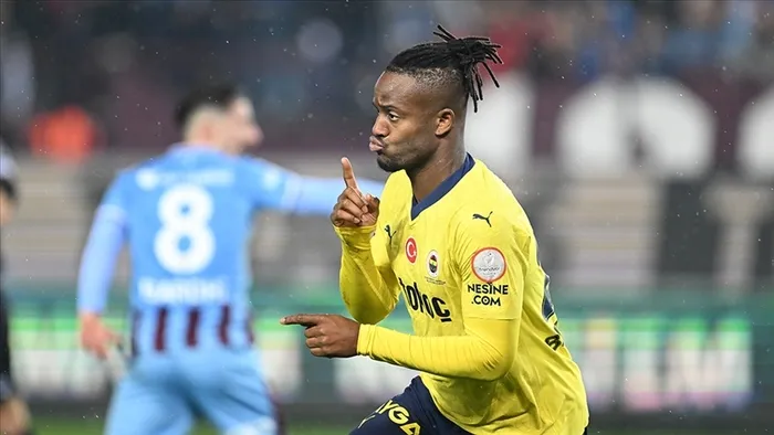 1717142608222.jpg Galatasaray'da Michy Batshuayi bombası! Sarı kırmızılılar ezeli rakibinden yıldız alıyor... - 2