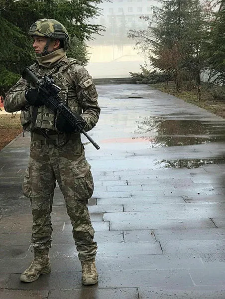 pence-kilitte-piyade-astsubay-kidemli-cavus-musa-esat-kaya-sehit-oldu-1697185781817.jpg Pençe-Kilit'te Piyade Astsubay Kıdemli Çavuş Musa Esat Kaya şehit oldu - 3