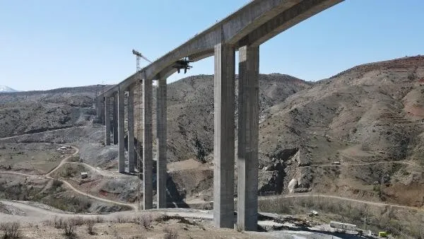 Eğiste Viyadüğü kesintisiz ulaşımın önünü açtı! - 6