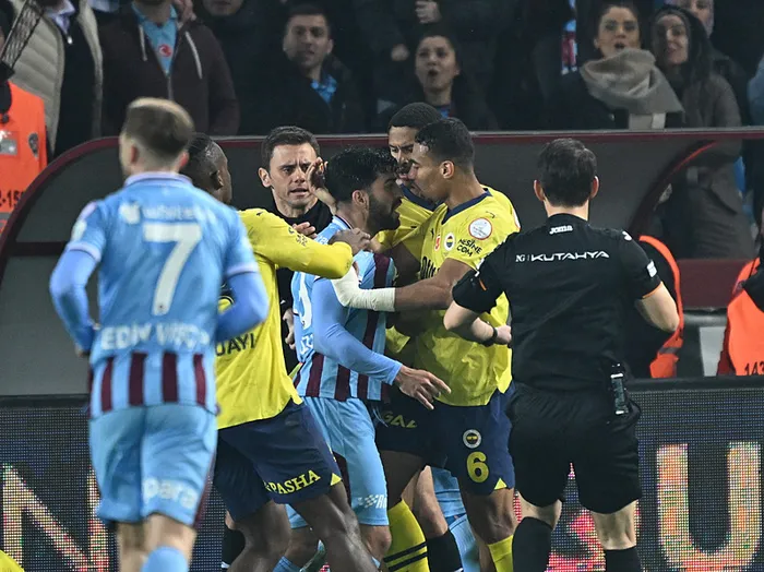 Olaylı Trabzonspor - Fenerbahçe derbisi! Cezalar belli oldu