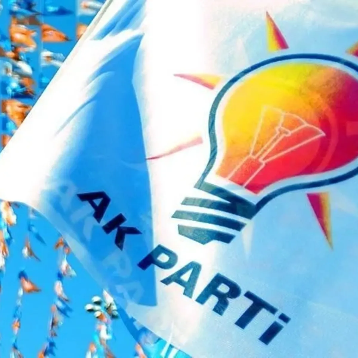 AK Parti'de 3 il başkanlığında görev değişikliği
