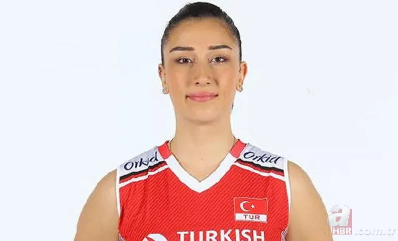 Milli voleybolcu Hande Baladın'ı bunalıma sokan taciz! Korkudan antrenmanlara bile gidemiyor 12