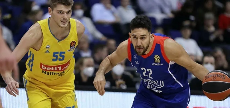 Son dakika: Anadolu Efes, Alba Berlin’i 90-63 mağlup etti