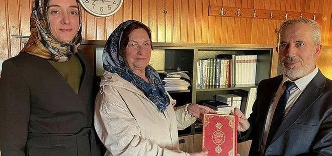 Hazreti Muhammed’in hayatından etkilendi 80 yaşında Müslüman oldu