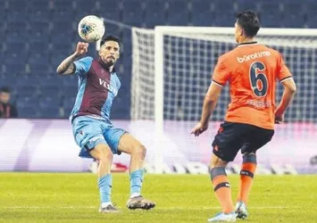 Jose Sosa parmak ısırttı