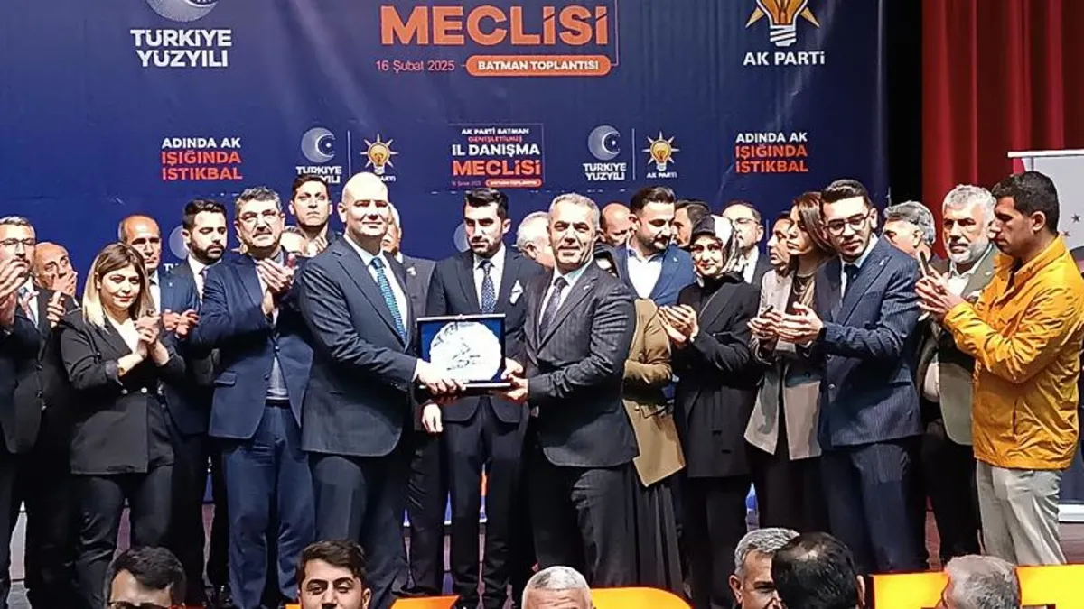CHP'de toplu istifa depremi! 514 kişi AK Parti'ye geçti