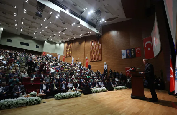 Milli Savunma Bakanı Hulusi Akar duyurdu! Suriye’nin kuzeyinde 19 terörist etkisiz hale getirildi