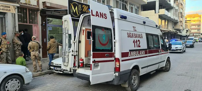 Son dakika: Akçakale Şanlıurfa hudut hattında 3 Mehmetçik şehit oldu