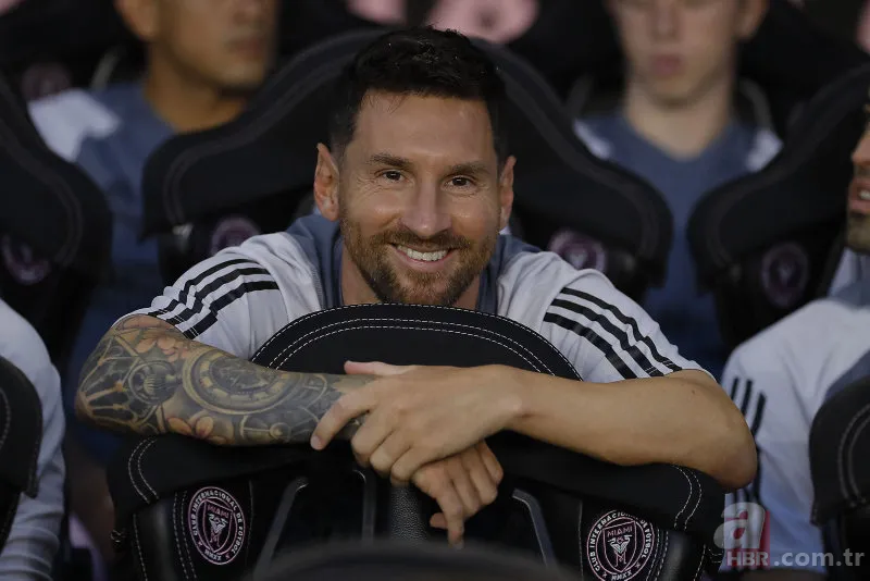 Lionel Messi'den inanılmaz başlangıç! Inter Miami ile ilk maçında son dakikada frikik golü 13