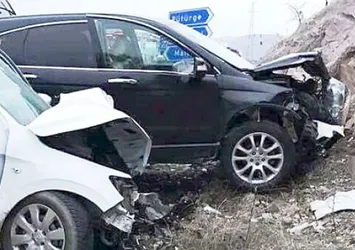 Kaymakam kaza yaptı! Ölü ve yaralılar var