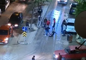 Elazığ'da kız kavgası! Erkekler ayıramadı
