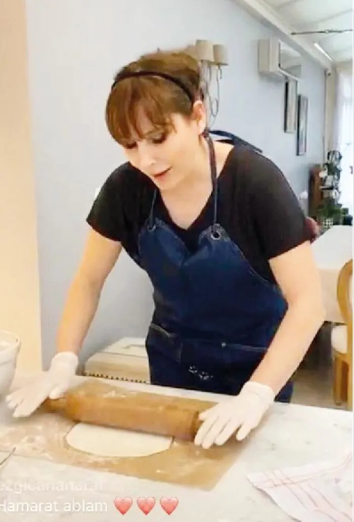 Funda Arar’dan lahmacun partisi