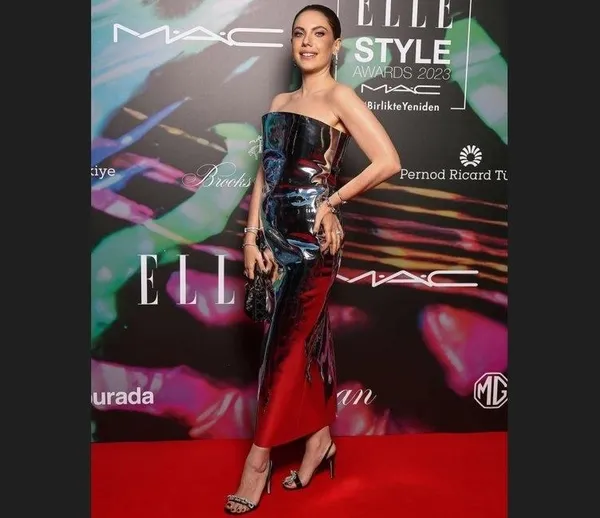 fondas-can-atakli-depremzedeleri-hedef-alan-eda-eceye-sahip-cikti-1686828020424.jpeg Fondaş Can Ataklı depremzedeleri hedef alan Eda Ece'ye sahip çıktı! - 4