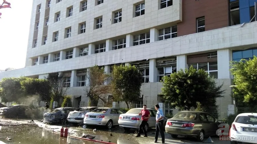 ATSO binası otoparkındaki patlamadan fotoğraflar 12