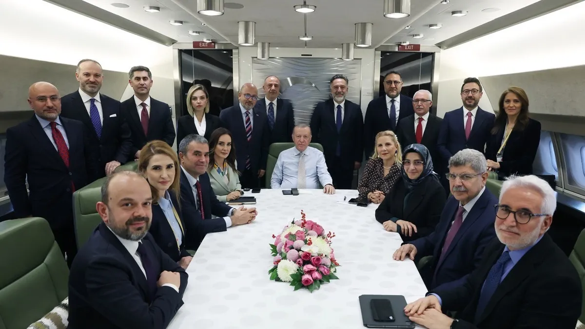 Başkan Erdoğan'dan G20 Liderler Zirvesi dönüşünde flaş mesajlar: Netanyahu'ya Suriye yanıtı, Gazze'de ateşkes, Ukrayna-Rusya arasında barış...