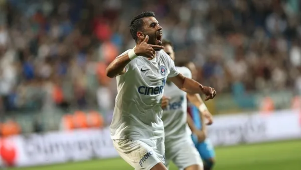 galatatasaray-yeni-sezonun-ilk-transferini-gerceklestirdi-sozumden-donemem-1617736283652.jpg Galatasaray yeni sezonun ilk transferini gerçekleştirdi! "Sözümden dönemem" - 7