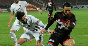 Hatay zirveyi geri aldı