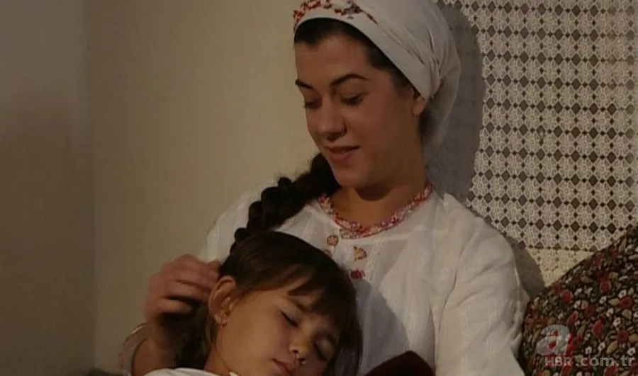 Elveda Rumeli dizisinin Zarife'si Filiz Ahmet görenleri şaşırttı 9