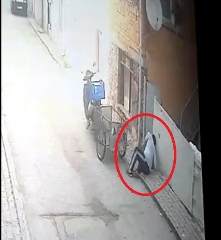 Sokak ortasında pompalı tüfekle dehşet saçtı! Tartışma kanlı bitti - 1