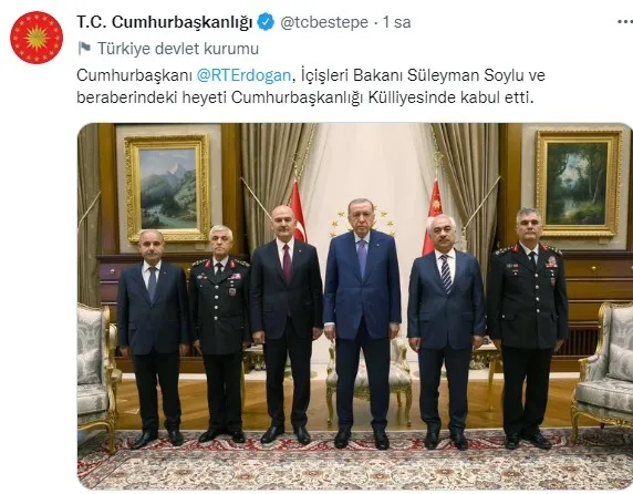 baskan-erdogan-icisleri-bakani-soylu-ve-beraberindeki-heyeti-kabul-etti-1660245414875.jpg Başkan Erdoğan, İçişleri Bakanı Soylu ve beraberindeki heyeti kabul etti