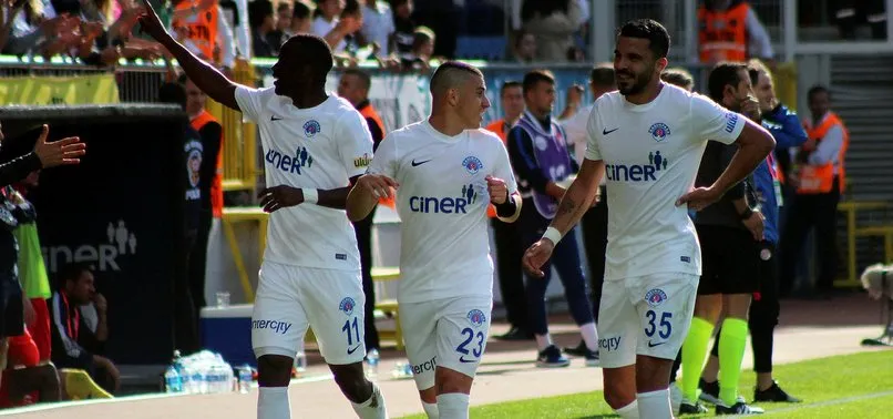 Kasımpaşa, Antalyaspor'u rahat geçti! Kasımpaşa 3-0 Antalyaspor Maç sonucu