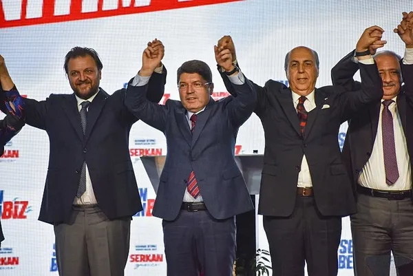 Cumhur İttifakı’nın Marmaris Belediye Başkanı adayı Serkan Yazıcı 42 başlık altında projelerini tanıttı: Marmaris vakti diyeceğiz