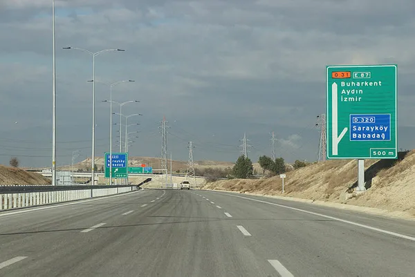 aydin-denizli-otoyolunda-ilk-etap-hizmete-alindi-1699021996058.jpg Aydın-Denizli Otoyolu'nda ilk etap hizmette! 2 şehir arası mesafe 1 saat 10 dakika... - 2